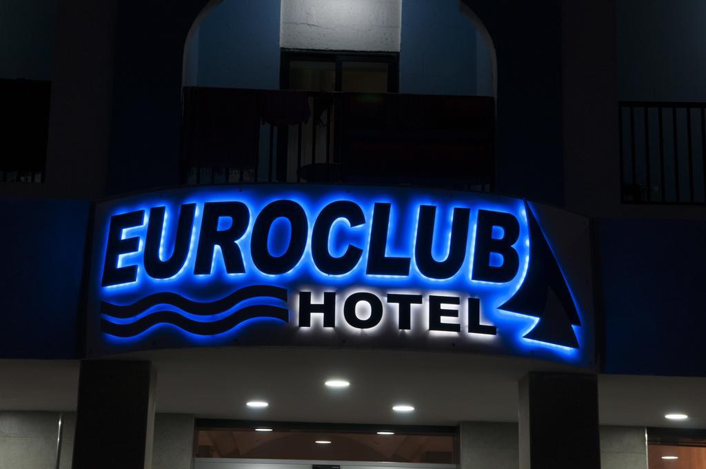 Euroclub Hotel Сейнт Полс Бей Екстериор снимка